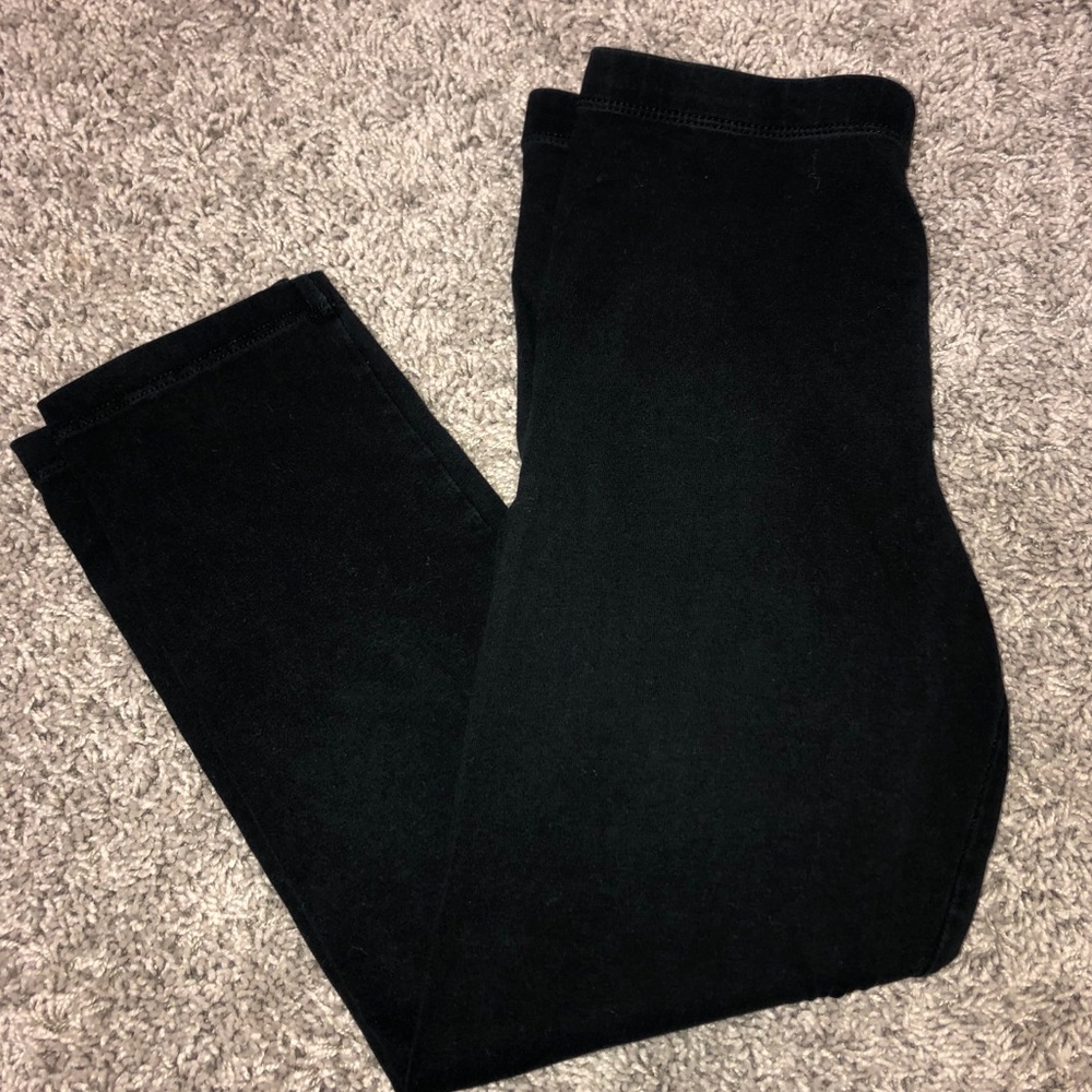 Forever 21 Black Capri Length Leggings Size Small